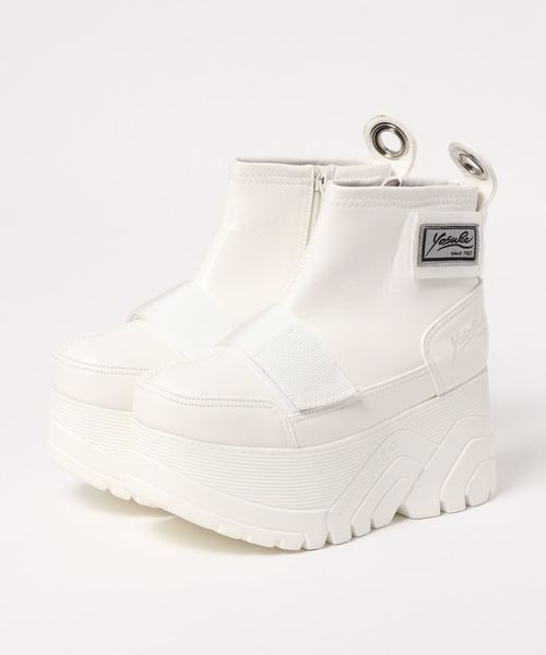 YOSUKE（ヨースケ）の「「YOSUKE/ヨースケ」厚底ベルティッドショートブーツ（ブーツ・レディース・ネイビー/ブラックミックス/ブラック/ホワイト・23.5/24/22.5/24.5/23）」の2枚目の写真