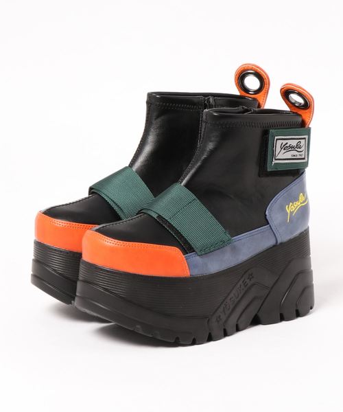 YOSUKE（ヨースケ）の「「YOSUKE/ヨースケ」厚底ベルティッドショートブーツ（ブーツ・レディース・ネイビー/ブラックミックス/ブラック/ホワイト・23.5/24/22.5/24.5/23）」の4枚目の写真