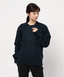 【Bl】ケーブル編みクルーネックニット
