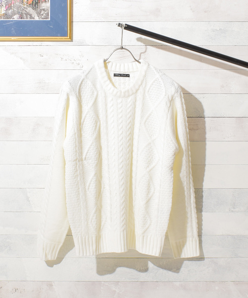 Bling Leads（ブリングリーズ）の「【Bl】ケーブル編みクルーネックニット（ニット/セーター・レディース・ブラック/ダークグリーン/ベージュ/ネイビー/グレー/オフホワイト/ブルー/アイボリー/マスタード/モカ/キャメル/ワイン/ピンク・MEDIUM/X-LARGE/LARGE）」の15枚目の写真