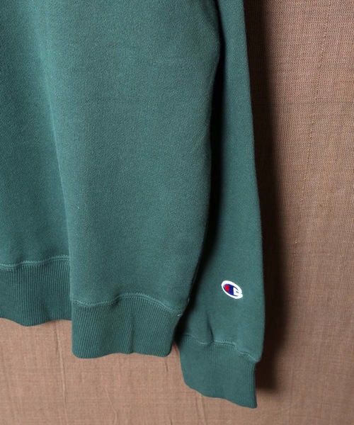 Champion（チャンピオン）の「【CHAMPION/チャンピオン】裏起毛クルースウェット/トレーナー　Ｃ３－Ｑ００６　ワンポイント　刺繍（スウェット・メンズ・ホワイト/ブラック/ダークグリーン/杢グレー/ネイビー/ブラウン・SMALL/MEDIUM/LARGE/X-LARGE/XX-LARGE）」の16枚目の写真