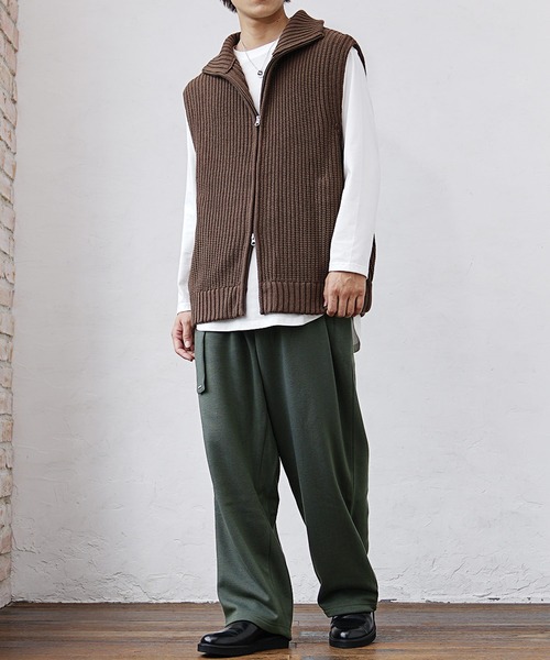 MinoriTY（マイノリティ）の「【MinoriTY復刻】裏起毛ベルト付きタックワイドパンツ スラックス メンズ 暖かパンツ 裏ボア 冬服 バギーパンツ（スウェットパンツ・メンズ・ブラック/ベージュ/ネイビー/ブラウン/ブラック系その他/グレー系その他/チャコール/カーキ/オートミール/ダークブラック/チェック・M/L/XL/S）」の22枚目の写真