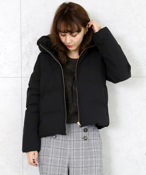 n'ee-ne（ネーネ）の「シームレスダウン（ダウンジャケット/コート・レディース・ブラック/ベージュ/ネイビー/グレイッシュベージュ・M/L）」の5枚目の写真