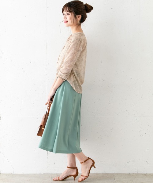 URBAN RESEARCH ROSSO（アーバンリサーチロッソ）の「SILVERLIGHTS　2WAYタックフレアスカート∴（スカート・レディース・ネイビー/ブルー・38/36）」の17枚目の写真