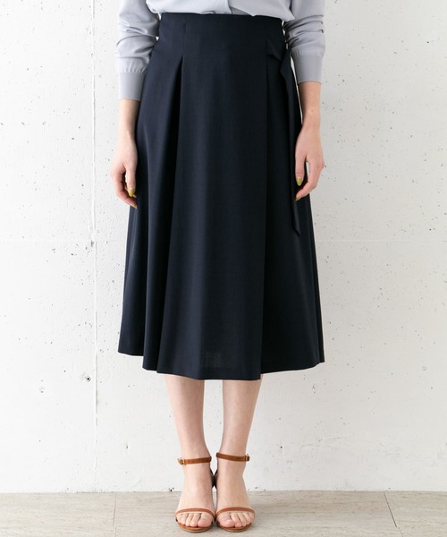 URBAN RESEARCH ROSSO（アーバンリサーチロッソ）の「SILVERLIGHTS　2WAYタックフレアスカート∴（スカート・レディース・ネイビー/ブルー・38/36）」の4枚目の写真