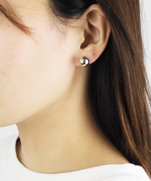 ISS（イズ）の「ISS: メタルボール イヤリング（イヤリング）」