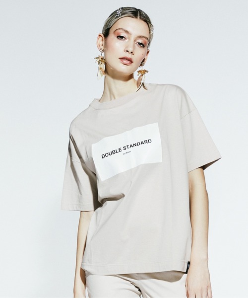 DOUBLE STANDARD CLOTHING(ダブルスタンダードクロージング)の「CA ラスティック天竺カットソー(Tシャツ/カットソー・レディース・オフホワイト/ベージュ/ブラック・36/38)」の3枚目の写真