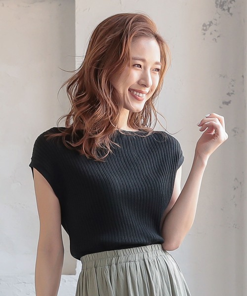 KOBE LETTUCE(コウベレタス)の「ボートネックリブニットプルオーバートップス(ニット/セーター・レディース・ブラック/オフホワイト/カーキ/オレンジ/ブラウン系その他/グレイッシュベージュ・FREE)」の8枚目の写真
