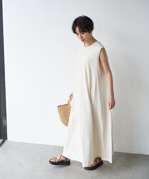 AMERICAN HOLIC(アメリカンホリック)の「ノースリーブフレアカットマキシワンピース 〇*(ワンピース・レディース・ブラック/ピンク/グリーン/アイボリー/キャメル・MEDIUM/LARGE)」の9枚目の写真