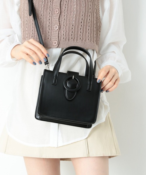 Heather（ヘザー）の「スクエアベルトショルダー　893337（ショルダーバッグ・レディース・ブラック/ブラウン/アイボリー/ベージュ/パープル/ベージュ系その他・ONESIZE）」の3枚目の写真