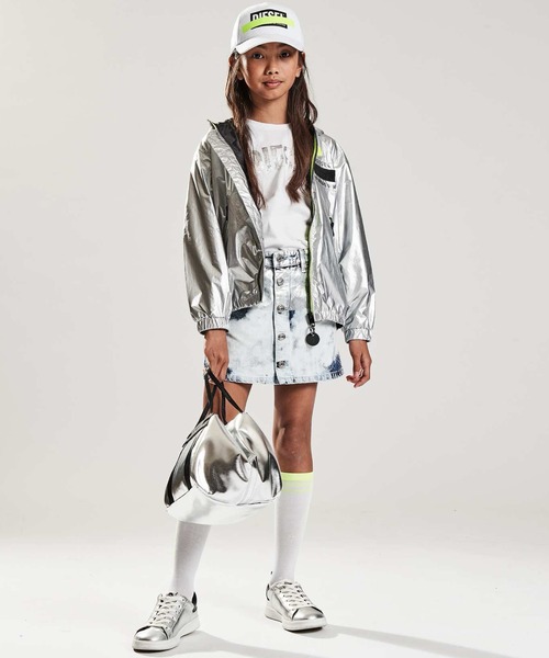 DIESEL（ディーゼル）の「DIESEL（ディーゼル）Kids & Junior レディース半袖Tシャツカットソー（Tシャツ/カットソー・キッズ・ホワイト/ブラック/イエロー・6Y/8Y/14Y/4Y/16Y/12Y/10Y）」の18枚目の写真