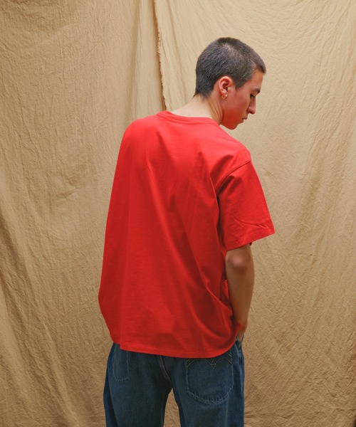 セール】Levi's(R)RED GRAPHIC TEE TRUE RED（Tシャツ