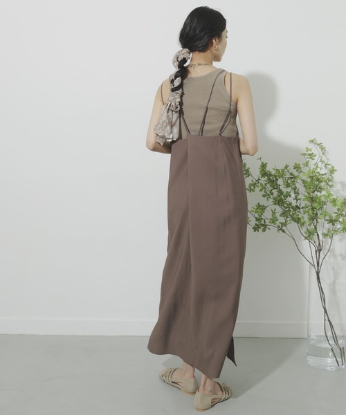 SENSE OF PLACE by URBAN RESEARCH（センスオブプレイスバイアーバンリサーチ）の「ダブルストラップキャミワンピース（ワンピース・レディース・ブラウン/ベージュ/ブラック・ONE）」の19枚目の写真