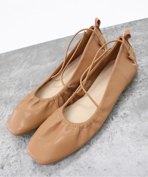 MODE ROBE(モードローブ)の「クロスストラップシューズ(パンプス・レディース・ブラック/アイボリー/キャメル・23㎝/24.5㎝/23.5㎝/24㎝/25㎝)」の7枚目の写真