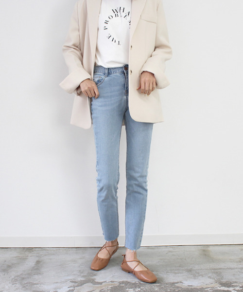 MODE ROBE(モードローブ)の「クロスストラップシューズ(パンプス・レディース・ブラック/アイボリー/キャメル・23㎝/24.5㎝/23.5㎝/24㎝/25㎝)」の4枚目の写真