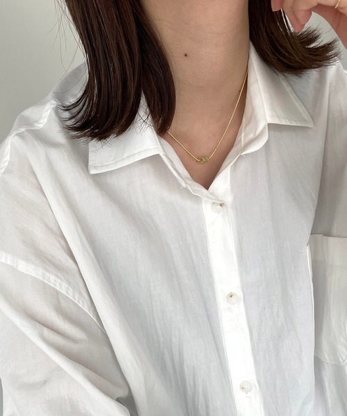 CANAL JEAN(キャナルジーン)の「Pt(ピーティー) モチーフネックレス(ネックレス・レディース・シルバー/ゴールド・ONE SIZE)」の2枚目の写真