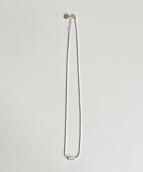 CANAL JEAN(キャナルジーン)の「Pt(ピーティー) モチーフネックレス(ネックレス・レディース・シルバー/ゴールド・ONE SIZE)」の3枚目の写真