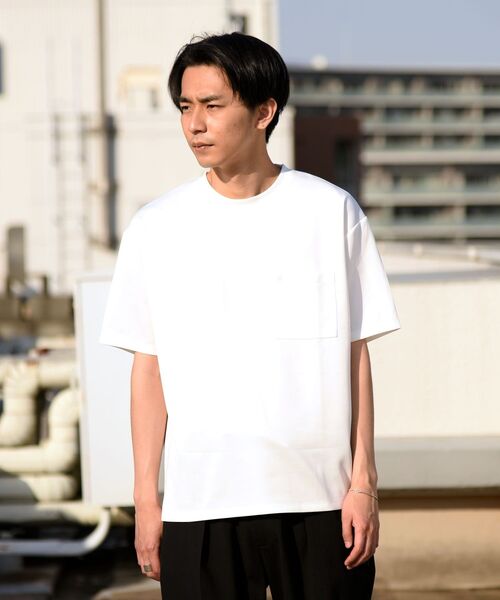 SHIPS(シップス)の「【WEB限定】SHIPS: ワンポイント ロゴ ライト バルキー ポンチ ポケット Tシャツ(Tシャツ/カットソー・メンズ・ホワイト/グレー/ライトグリーン/ラベンダー/キャメル・SMALL/MEDIUM/LARGE/X-LARGE)」の9枚目の写真