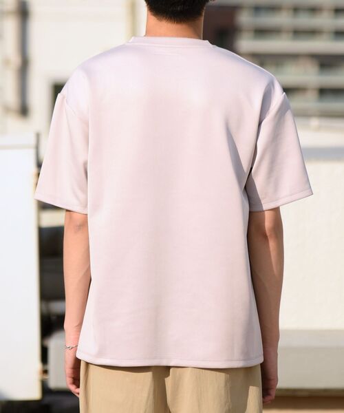 SHIPS(シップス)の「【WEB限定】SHIPS: ワンポイント ロゴ ライト バルキー ポンチ ポケット Tシャツ(Tシャツ/カットソー・メンズ・ホワイト/グレー/ライトグリーン/ラベンダー/キャメル・SMALL/MEDIUM/LARGE/X-LARGE)」の14枚目の写真