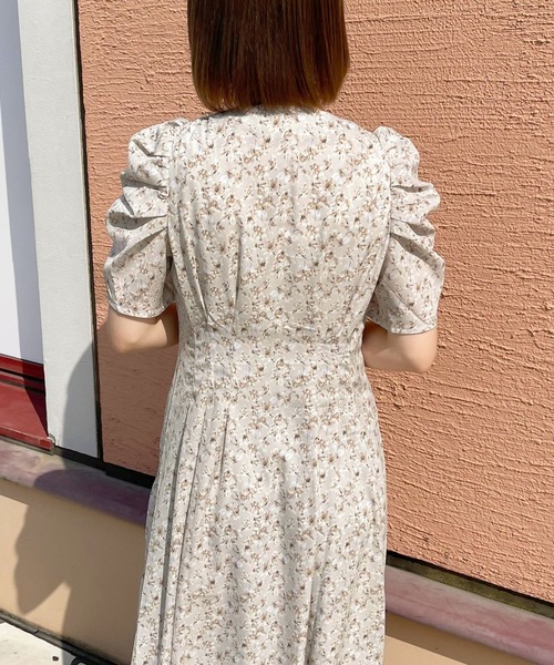 セール】花柄フロントタックワンピ【ZOZOTOWN限定アイテム