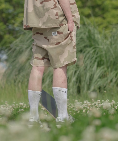 SIDEWAY STANCE(サイドウェイスタンス)の「【SIDEWAY STANCE】 カモフラージュ 迷彩柄 ワイドシルエット バギー ショートパンツ セットアップ対応(その他パンツ・メンズ・A/C/B・LARGE/MEDIUM)」の9枚目の写真