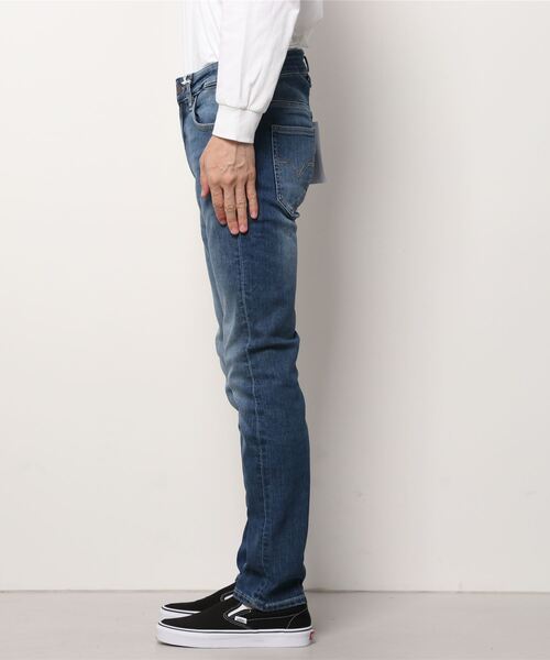 Guess（ゲス）の「MIAMI Skinny Fit Denim Pant（デニムパンツ・メンズ・インディゴブルー・28inch/29inch/30inch/32inch）」の4枚目の写真