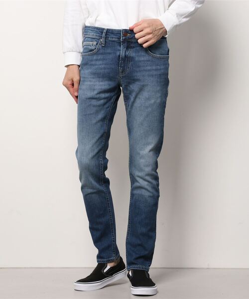 Guess（ゲス）の「MIAMI Skinny Fit Denim Pant（デニムパンツ・メンズ・インディゴブルー・28inch/29inch/30inch/32inch）」の3枚目の写真