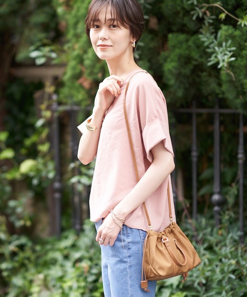 un dix cors（アンディコール）の「kiara(キアラ)　ナイロンミニギャザーバッグ（ショルダーバッグ・レディース・ライトブラウン/ブラック/レッド・FREE）」の14枚目の写真