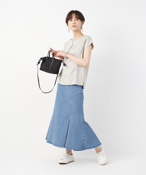 un dix cors（アンディコール）の「kiara(キアラ)　ナイロンミニギャザーバッグ（ショルダーバッグ・レディース・ライトブラウン/ブラック/レッド・FREE）」の6枚目の写真