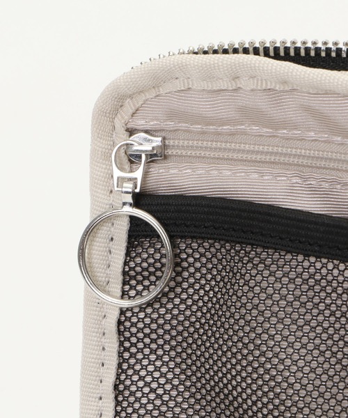 ikka（イッカ）の「チックガジェットポーチ（ポーチ・レディース・ネイビー/その他・FREE）」の11枚目の写真