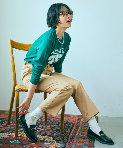 ANGIE(アンジー)の「センタープレスハイウエストワークパンツ(チノパンツ・レディース・ブラック/ベージュ/カーキ・MEDIUM/LARGE)」の4枚目の写真