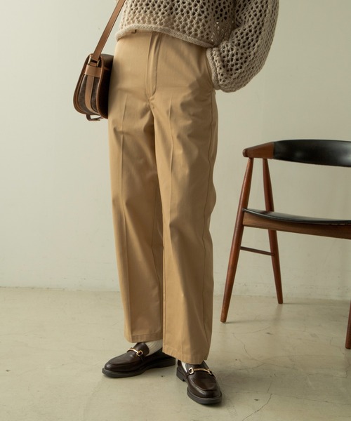 ANGIE(アンジー)の「センタープレスハイウエストワークパンツ(チノパンツ・レディース・ブラック/ベージュ/カーキ・MEDIUM/LARGE)」の6枚目の写真