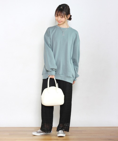 Crisp yours（クリスプユアーズ）の「【WEB限定】オーバークルーネックスウェット（スウェット・レディース・ベージュ/グレー/グリーン/アイボリー・FREE）」の10枚目の写真