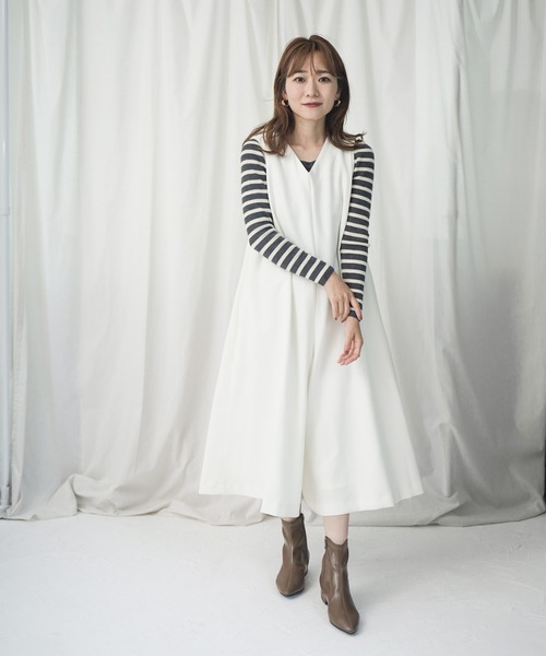 SESTO（セスト）の「ポインテッドトゥローヒールストレッチショートブーツ（ブーツ・レディース・アイボリー/グレイッシュベージュ/ブラック・LL/3L/S/M/L）」の11枚目の写真