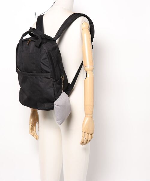Samansa Mos2（サマンサ モスモス）の「エコバッグ付リュック（バックパック/リュック・レディース・ブラック/キャメル・ﾌﾘ-）」の6枚目の写真