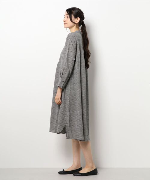 BELLUNA PLUS(ベルーナ)の「コットンウールグレンチェックワンピース(ワンピース・レディース・ブラック・X-LARGE/LARGE/MEDIUM)」の7枚目の写真