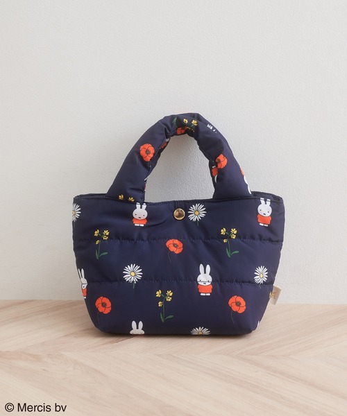 Miffy( ミッフィー)の「【miffy×ROPE' PICNIC】フルーツフラワープリントキルティングトートバッグS(トートバッグ・レディース・キナリ/ネイビー・FREE)」の2枚目の写真
