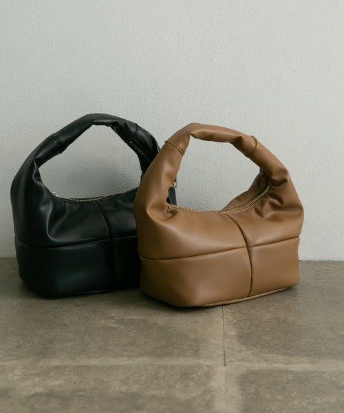 RODE SKO（ロデスコ）の「キルティングトートバッグ（トートバッグ・レディース・ブラック/キャメル・ONE）」の5枚目の写真