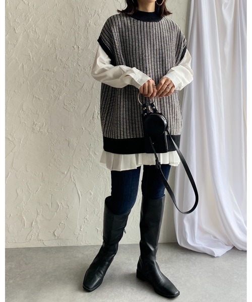 She's Closet(シーズクローゼット)の「オーバーサイズモックネック配色柄編みニットベスト(ベスト・レディース・アイボリー/ベージュ/ダークオレンジ/ダークグリーン・FREE)」の13枚目の写真