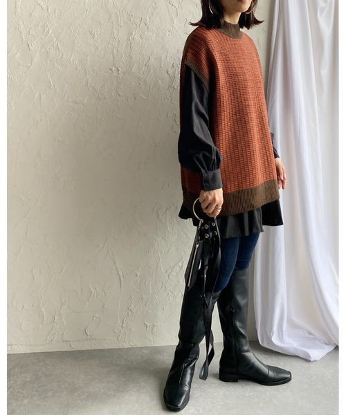 She's Closet(シーズクローゼット)の「オーバーサイズモックネック配色柄編みニットベスト(ベスト・レディース・アイボリー/ベージュ/ダークオレンジ/ダークグリーン・FREE)」の19枚目の写真