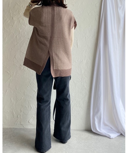 She's Closet(シーズクローゼット)の「オーバーサイズモックネック配色柄編みニットベスト(ベスト・レディース・アイボリー/ベージュ/ダークオレンジ/ダークグリーン・FREE)」の10枚目の写真
