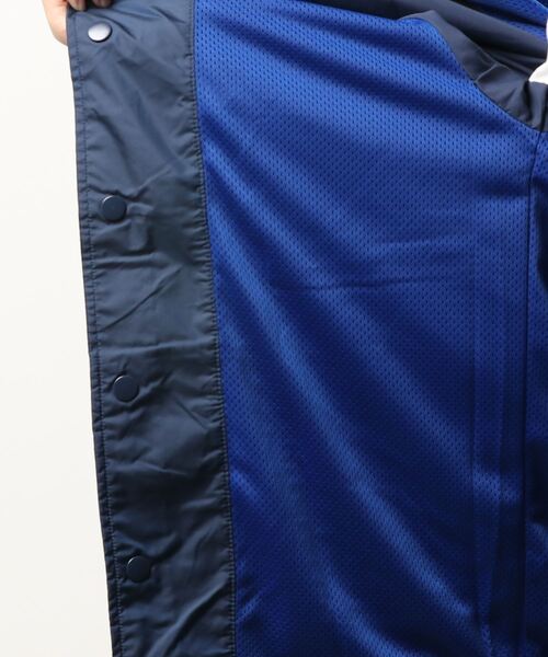 Champion（チャンピオン）の「【Wo】【it】Champion SATIN COACHES JACKET-SOLID（ミリタリージャケット・レディース・ブラック/ネイビー・MEDIUM/LARGE/SMALL）」の5枚目の写真