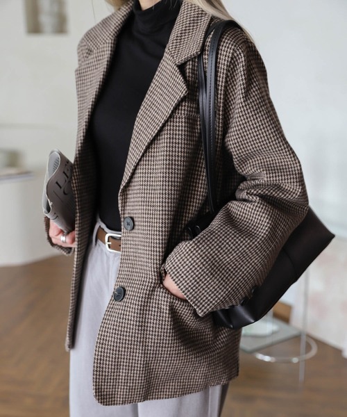 UNE MANSION(ユヌマンション)の「Woolチェックジャケット(チェスターコート・レディース・ブラック/ブラウン・FREE)」の7枚目の写真