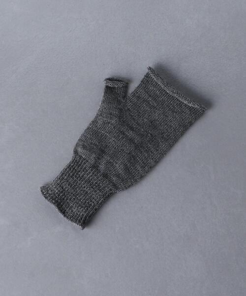 Maison Margiela(メゾンマルジェラ)の「<MAISON MARGIELA(メゾン マルジェラ)>ニット グローブ ■■■(手袋・レディース・ネイビー/グレー・FREE)」の3枚目の写真