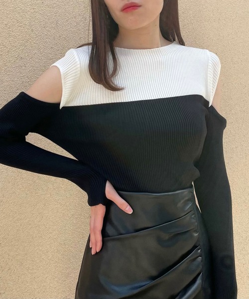Crea titty&Co. PETIT(クレアティティーアンドコープチ)の「【Crea titty&Co.PETIT】バイカラーオープンショルダートップス(Tシャツ/カットソー・レディース・ブラック・FREE)」の9枚目の写真