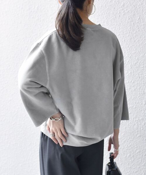 Odub(オーダブ)の「Odub:カットオフスウェット◆(スウェット・レディース・ライトグレー/ダークグレー/ベージュ・ONE SIZE)」の5枚目の写真