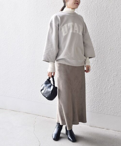 Odub(オーダブ)の「Odub:カットオフスウェット◆(スウェット・レディース・ライトグレー/ダークグレー/ベージュ・ONE SIZE)」の13枚目の写真