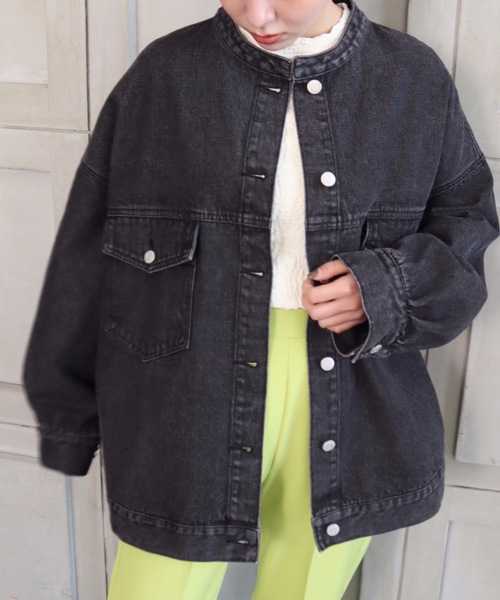 moment+（モーメントプラス）の「ノーカラーラフサイズデニムジャケット（デニムジャケット・レディース・ブラック/サックスブルー/インディゴブルー・FREE）」の5枚目の写真