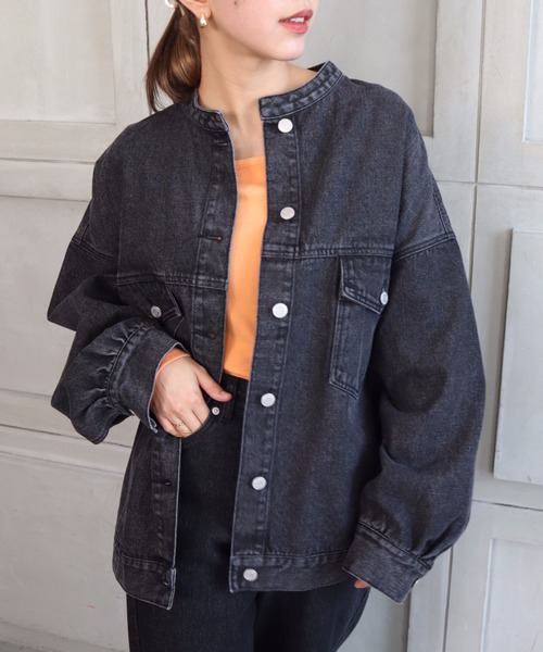 moment+（モーメントプラス）の「ノーカラーラフサイズデニムジャケット（デニムジャケット・レディース・ブラック/サックスブルー/インディゴブルー・FREE）」の11枚目の写真