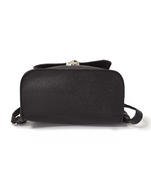 w closet(ダブルクローゼット)の「アソート柄ミニリュック(バックパック/リュック・レディース・ブラック/その他1/キャメル・FREE)」の4枚目の写真